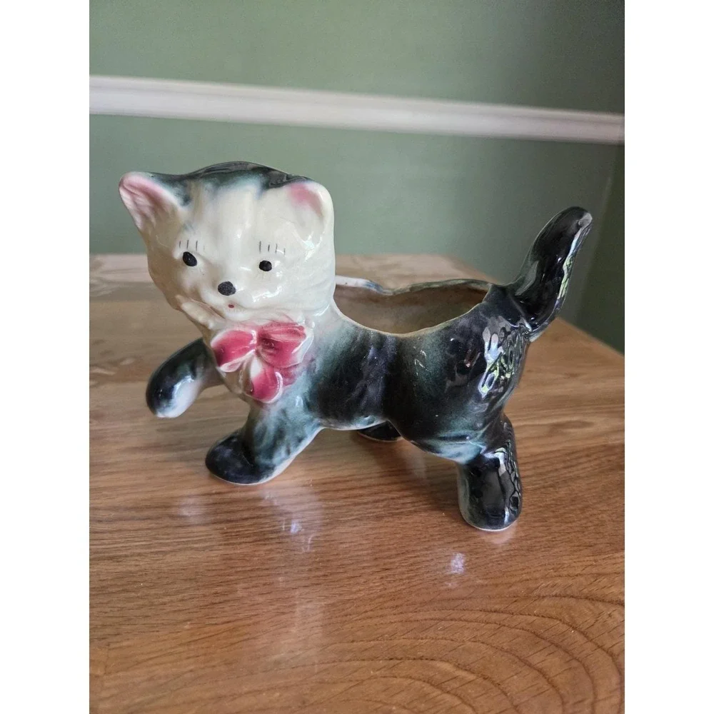 Vintage Ceramic Kitty Cat Prancing Planter